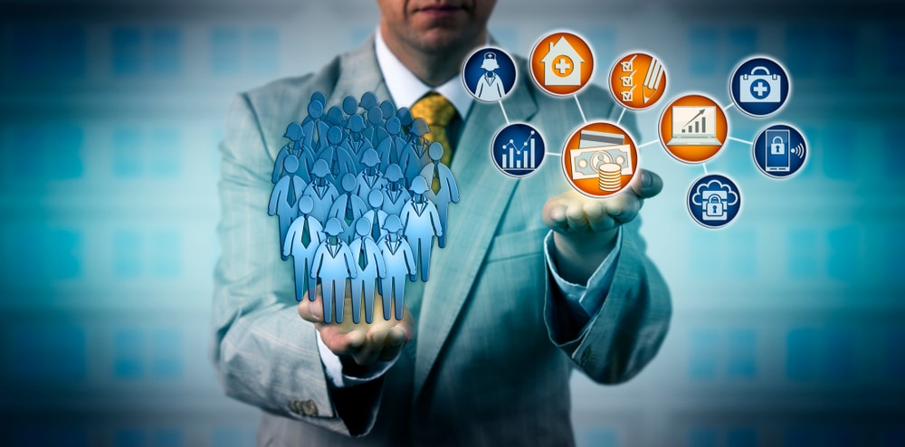 Unrecognizable,Healthcare,Manager,Projecting,Profitability,Of,Performance,Based,Payment,Model.